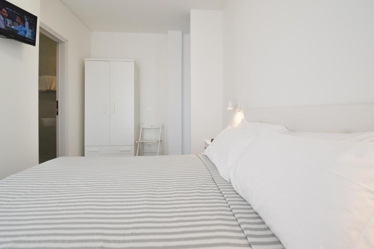 Hotel Janeiro Caorle Buitenkant foto