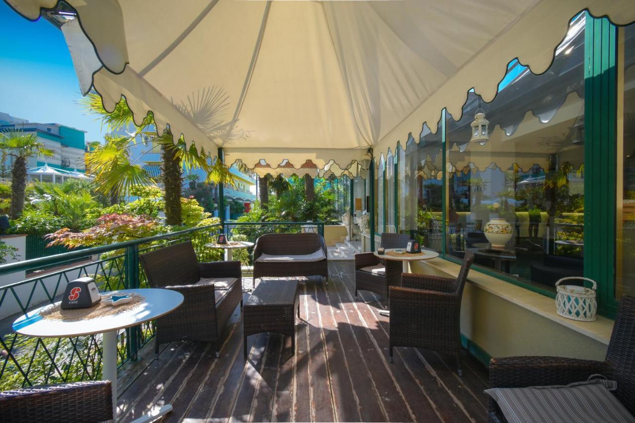 Hotel Janeiro Caorle Buitenkant foto